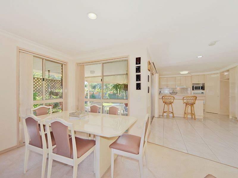 19 Oakleigh Circuit, Robina QLD 4226