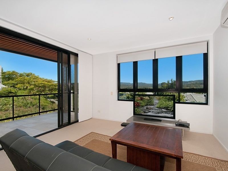 19/305 Laver Drive, Robina QLD 4226