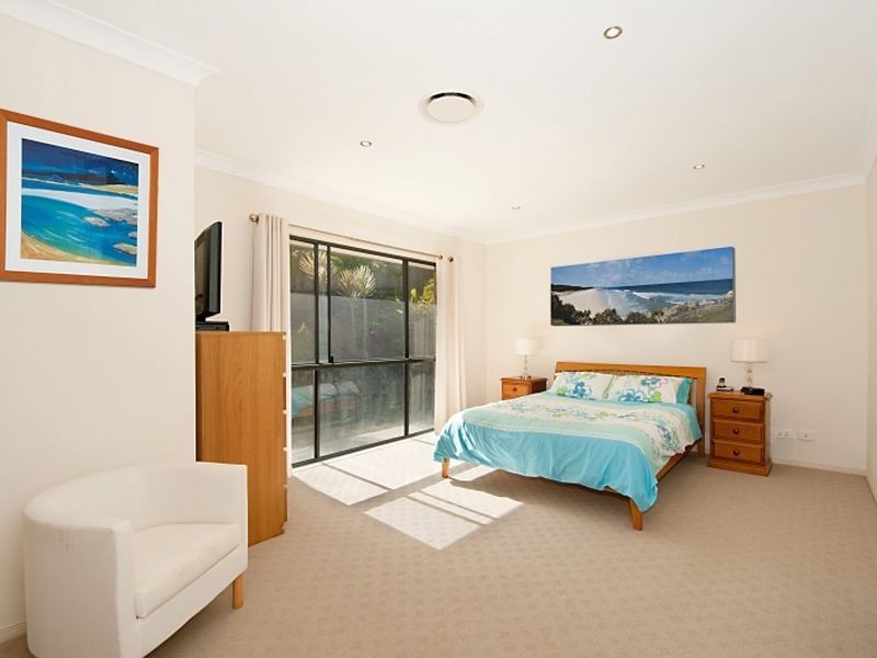 5 Caprice Street, Bonogin QLD 4213