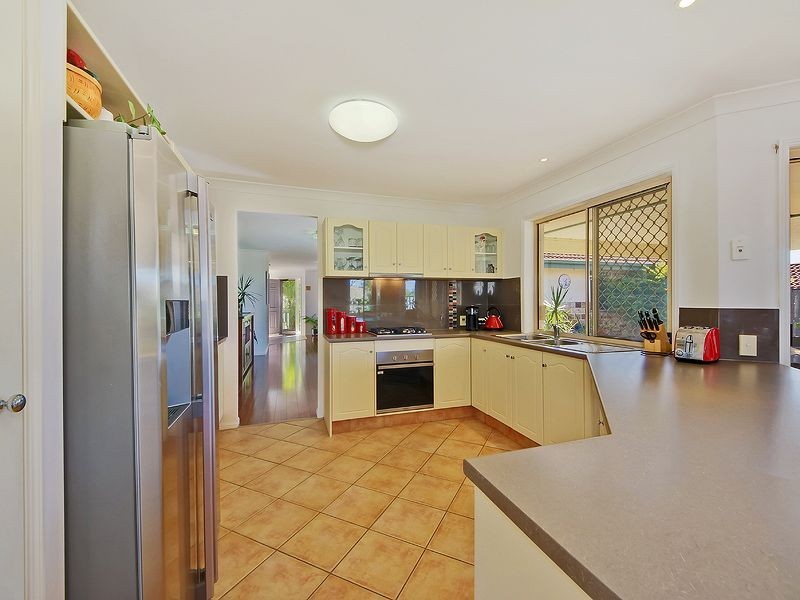 12 Leicester Terrace, Mudgeeraba QLD 4213