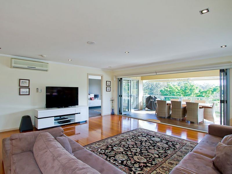 8 Lyra Court The Gallery, Robina QLD 4226