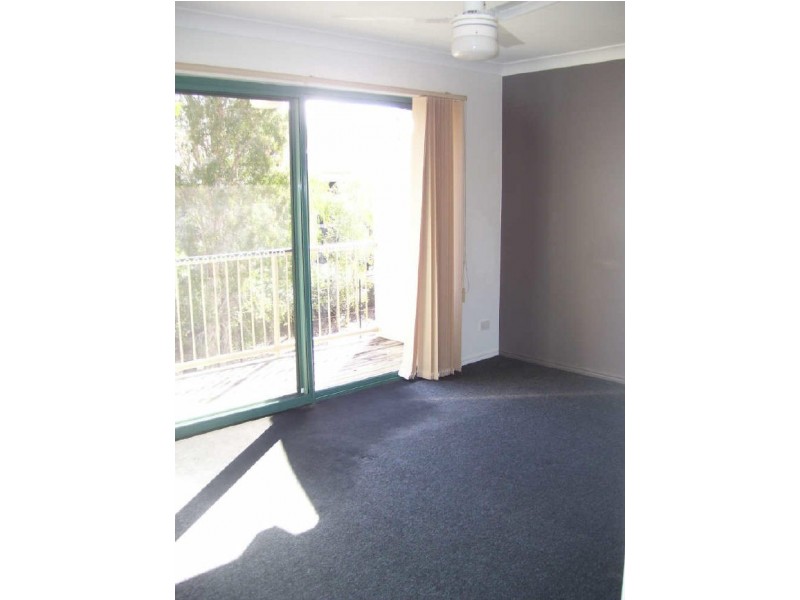 Varsity Lakes QLD 4227