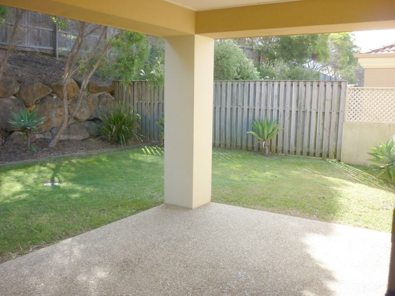 16 Elfin Street, Robina QLD 4226