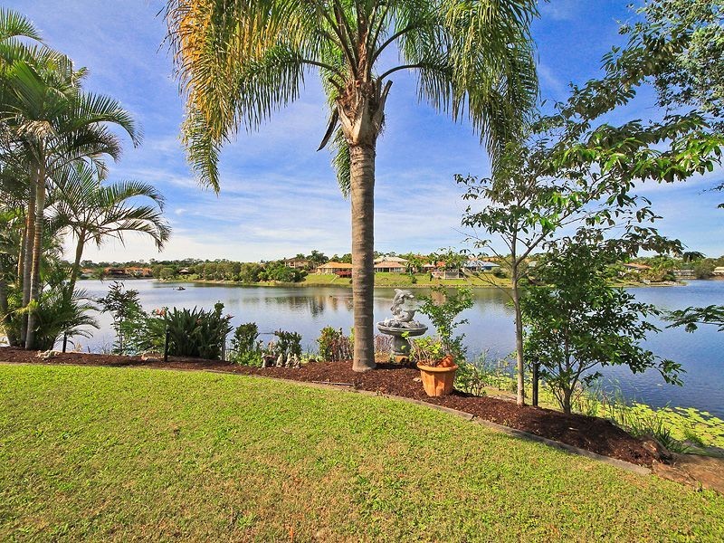 8 Mordialloc Place, Robina QLD 4226