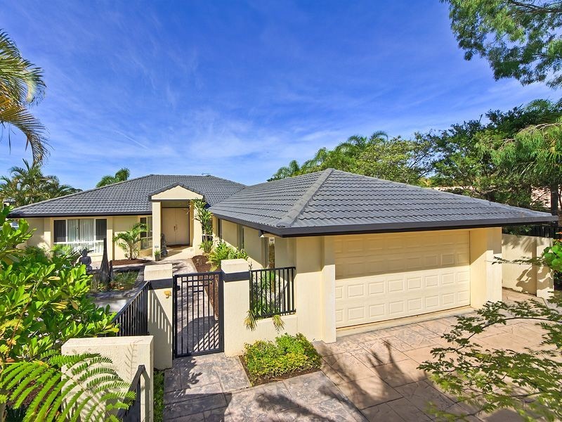 8 Mordialloc Place, Robina QLD 4226