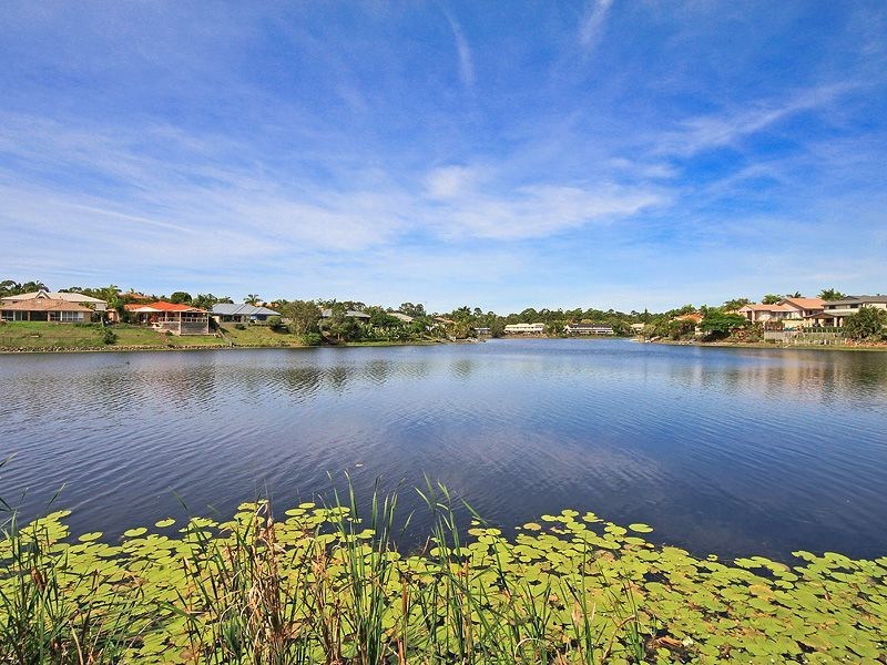 8 Mordialloc Place, Robina QLD 4226