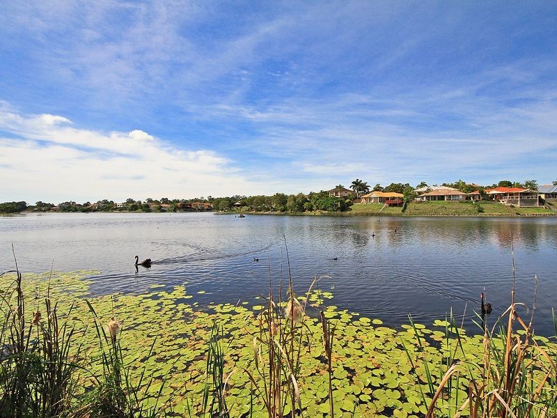 8 Mordialloc Place, Robina QLD 4226