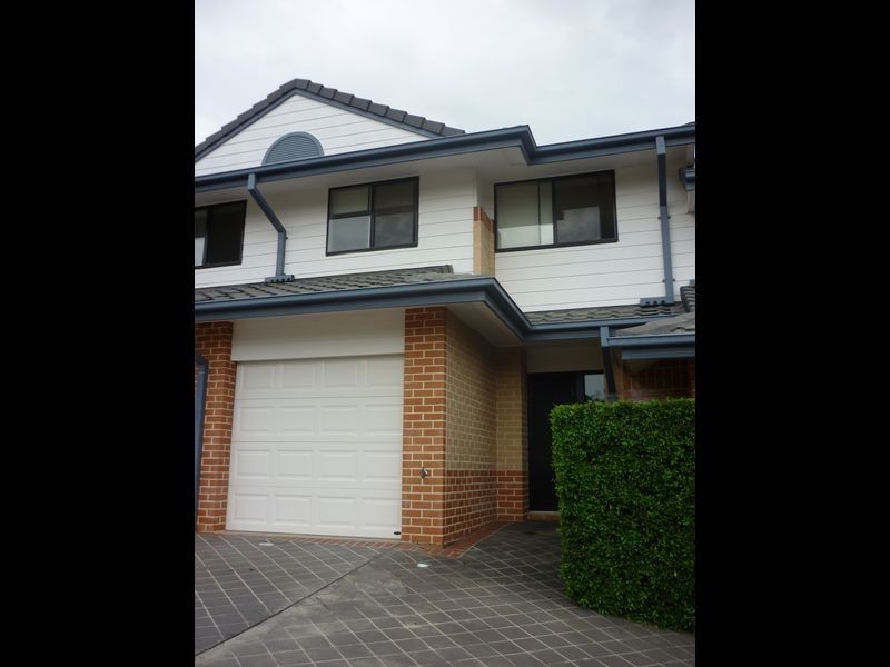 3/1-3 Hillridge Cres (“Varsity Tce”), Varsity Lakes QLD 4227