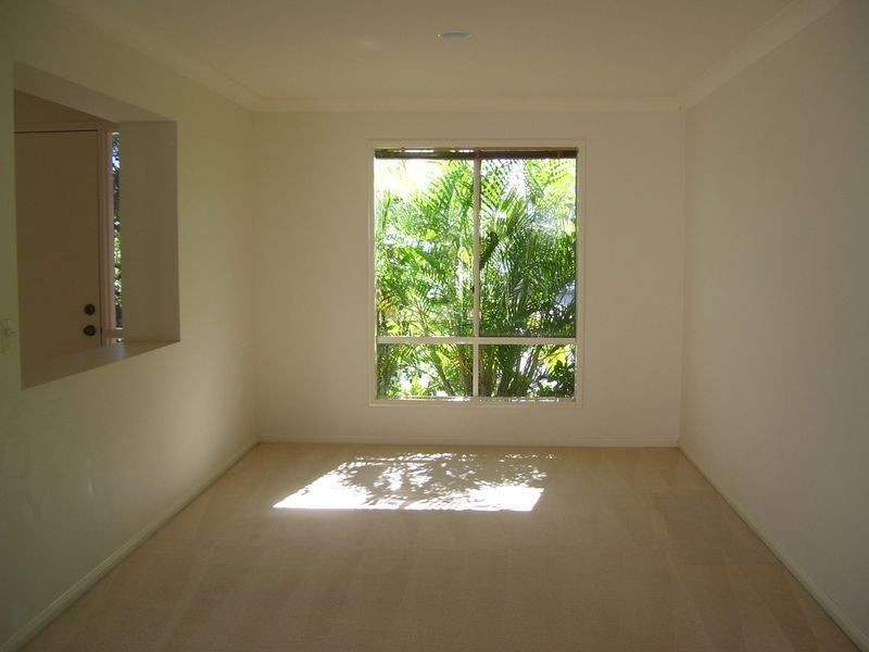 5 Carpentaria Court, Robina QLD 4226