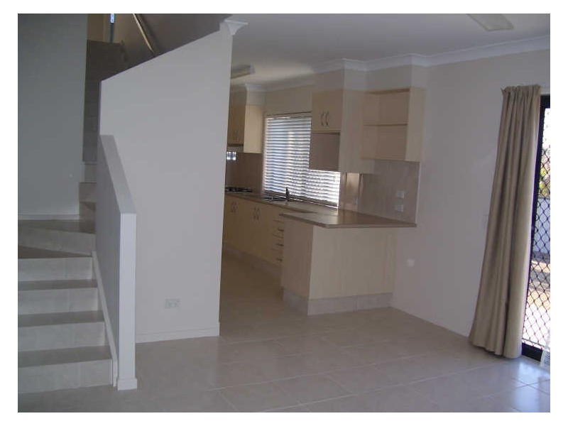 8 Penda Court, Merrimac QLD 4226