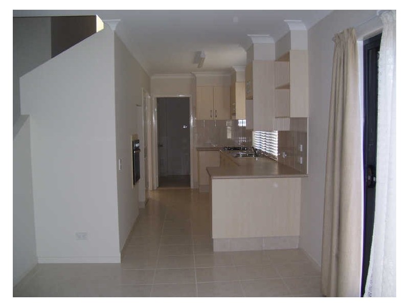 8 Penda Court, Merrimac QLD 4226