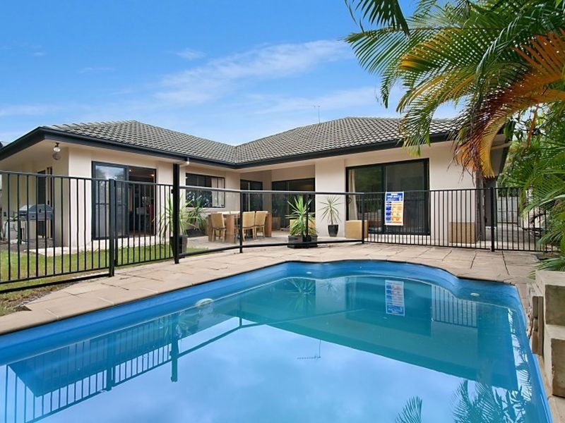 15 Montville Court, Varsity Lakes QLD 4227