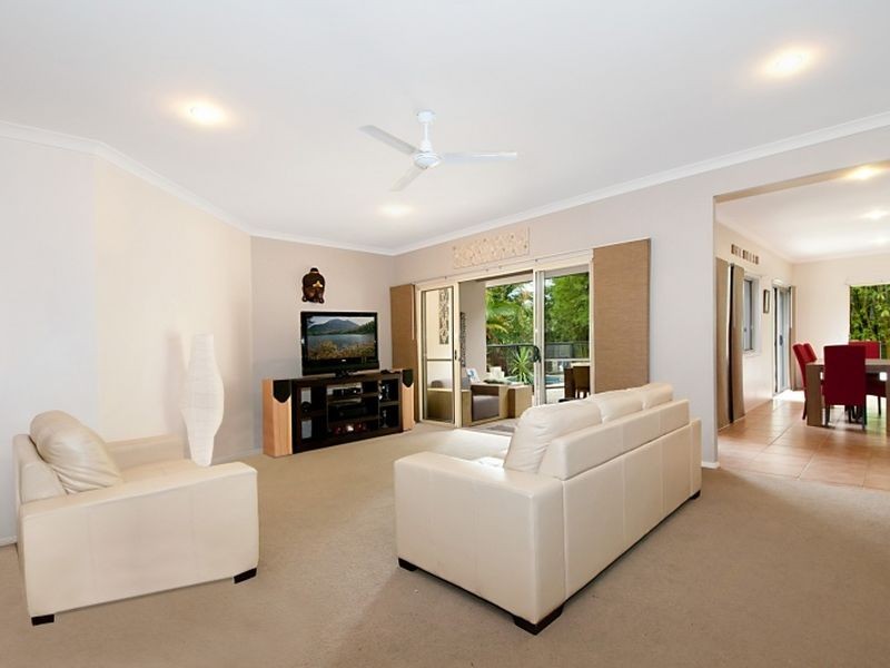 15 Montville Court, Varsity Lakes QLD 4227