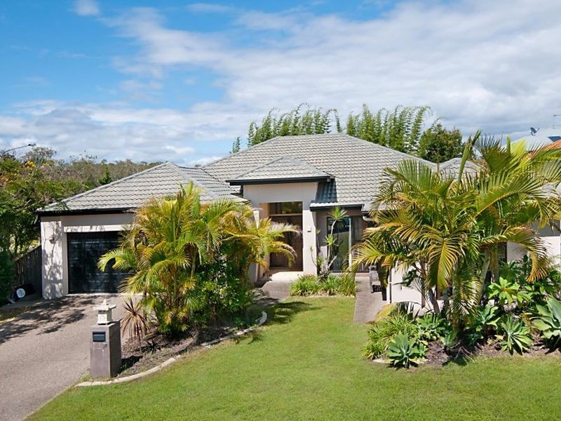 15 Montville Court, Varsity Lakes QLD 4227