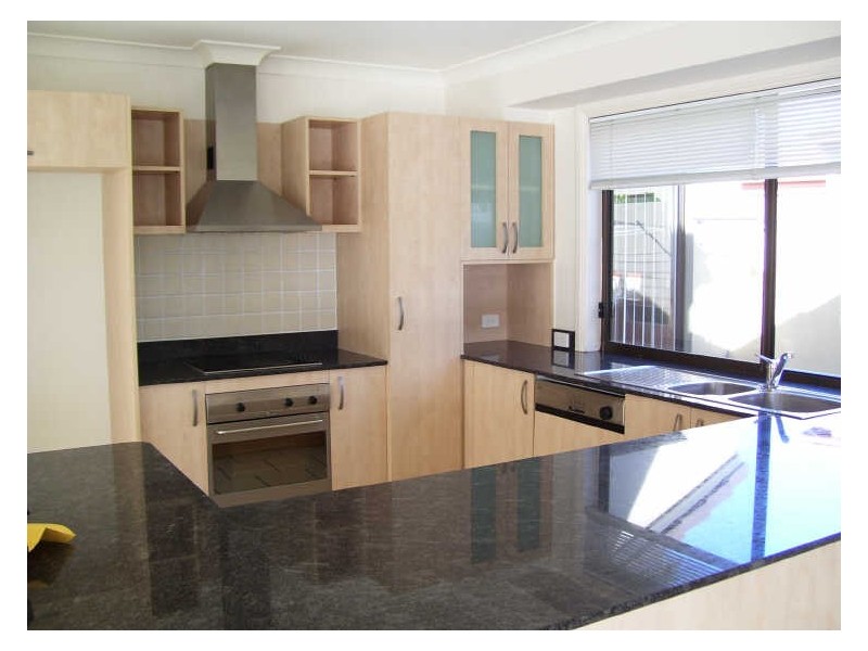 50 Peach Drive, Robina QLD 4226
