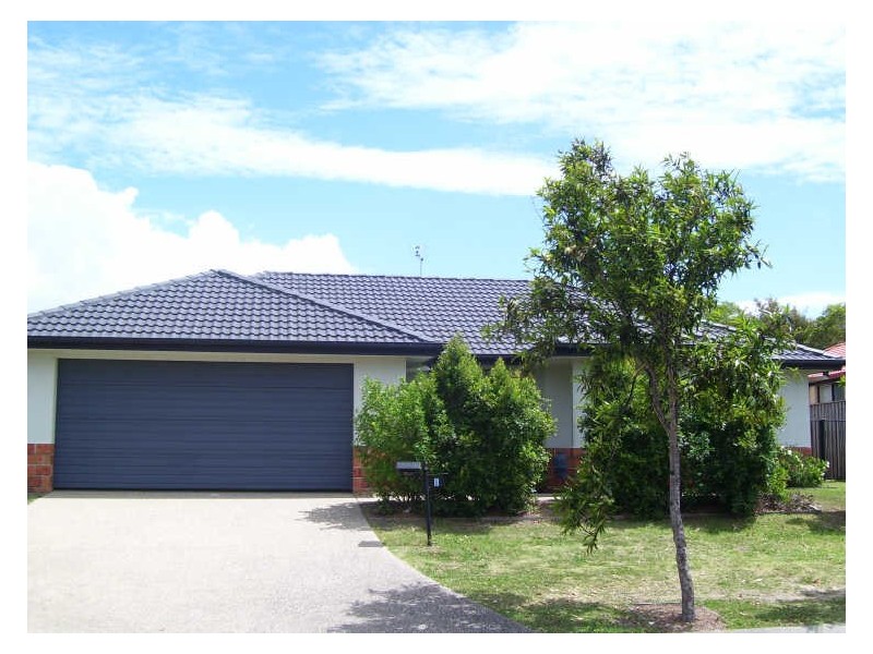 6 Konda Way, Robina QLD 4226