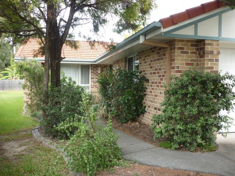 21 Queen Charlotte Court, Mudgeeraba QLD 4213