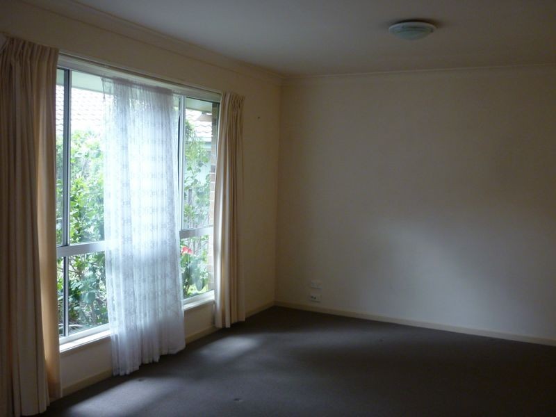 21 Queen Charlotte Court, Mudgeeraba QLD 4213