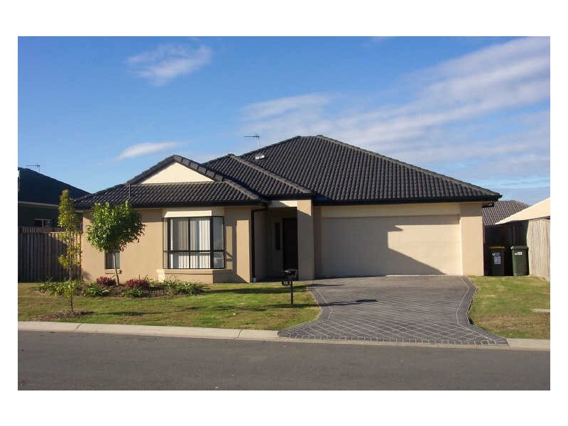 40 Palma Crescent, Varsity Lakes QLD 4227