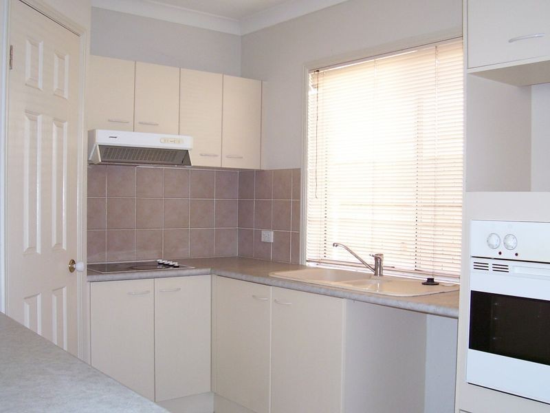 11 Illinois Court, Varsity Lakes QLD 4227