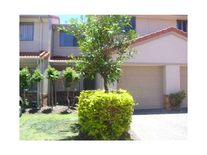 Varsity Lakes QLD 4227