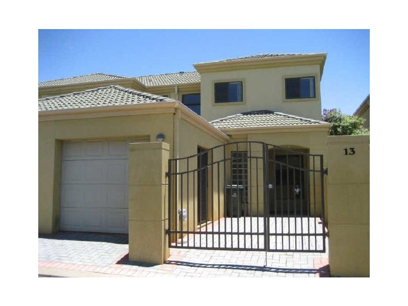 13/37 Paradise Springs Avenue, Robina QLD 4226