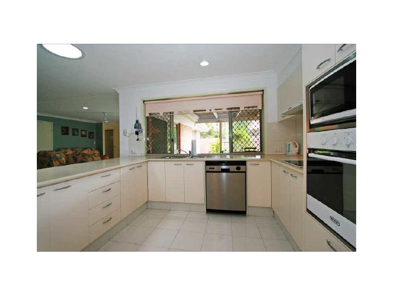 88 Treeview Drive, Burleigh Waters QLD 4220