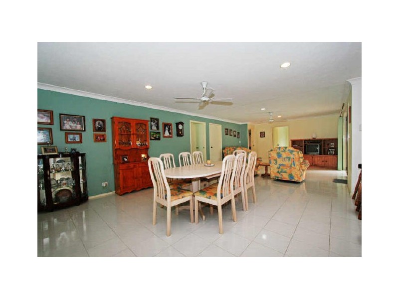 88 Treeview Drive, Burleigh Waters QLD 4220