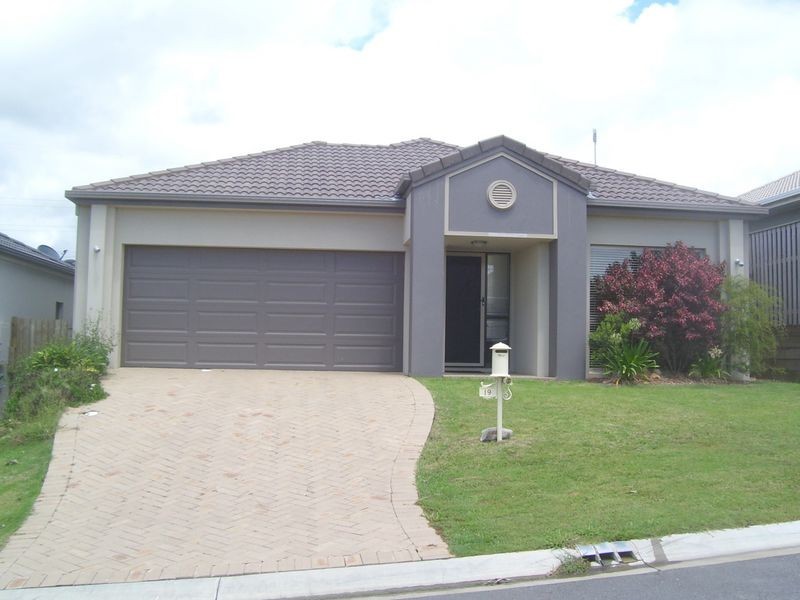 19 Campelles Avenue, Varsity Lakes QLD 4227