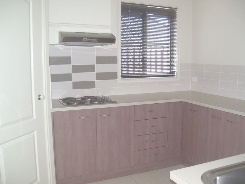 19 Campelles Avenue, Varsity Lakes QLD 4227