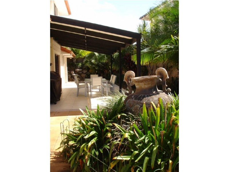 3 Royal Woods Drive, Robina QLD 4226