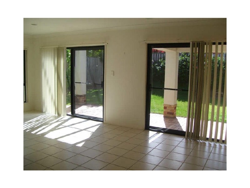 3 Wild Fire Ct, Robina QLD 4226
