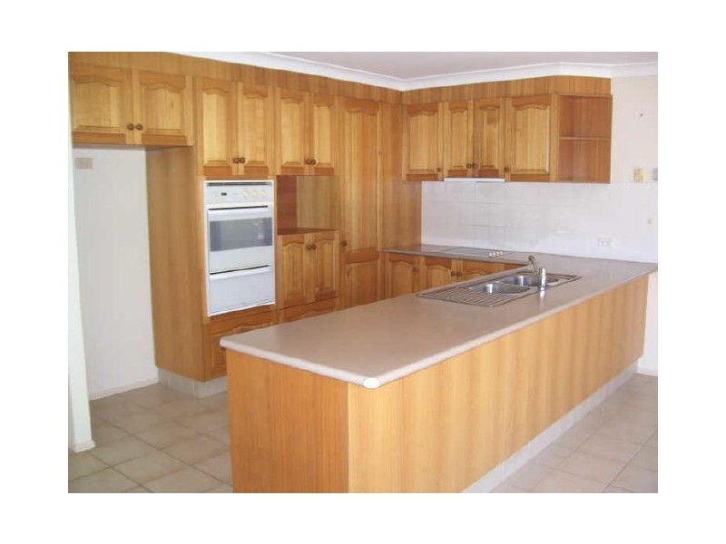 Clear Island Waters QLD 4226