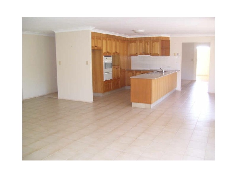 Clear Island Waters QLD 4226