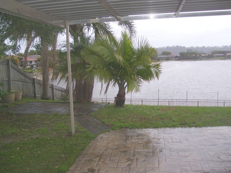 30 Auk Avenue, Burleigh Waters QLD 4220