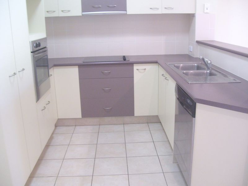 2/1-3 Hillridge Crescent, Varsity Lakes QLD 4227