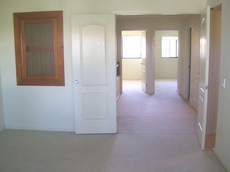 2/1-3 Hillridge Crescent, Varsity Lakes QLD 4227
