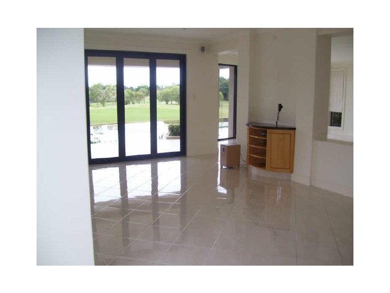 817 Legend Trail “The Glades”, Robina QLD 4226