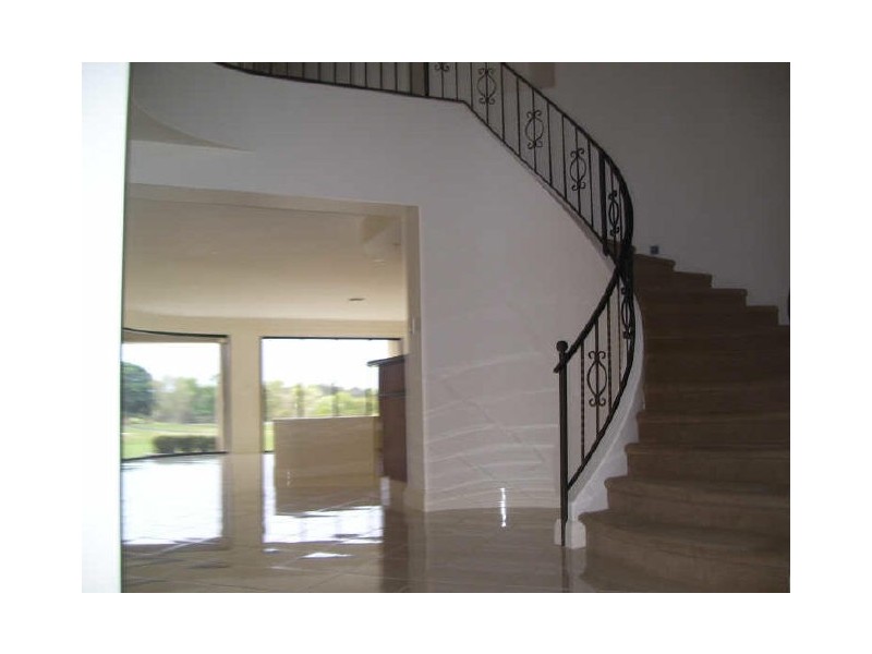 817 Legend Trail “The Glades”, Robina QLD 4226