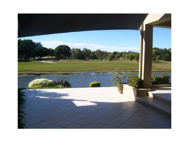 817 Legend Trail ” The Glades”, Robina QLD 4226