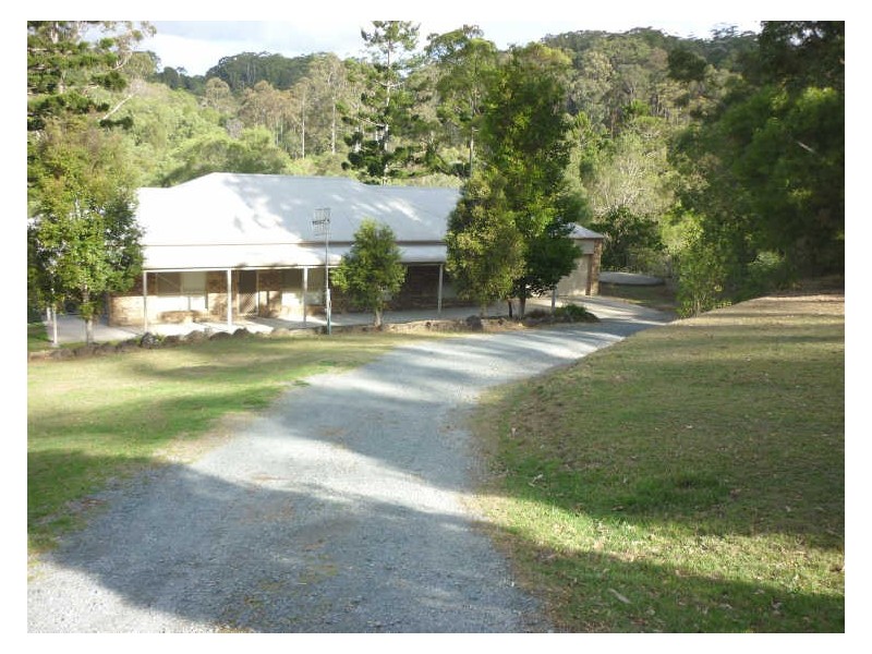 92 Waters Road, Bonogin QLD 4213