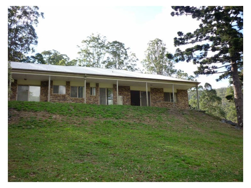 92 Waters Road, Bonogin QLD 4213