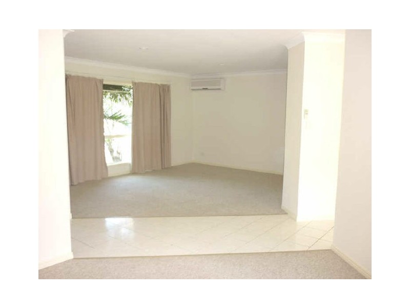 Varsity Lakes QLD 4227