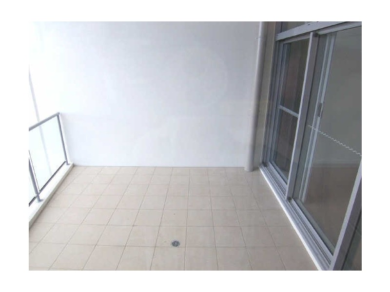 18/137 Scottsdale Drive, Robina QLD 4226