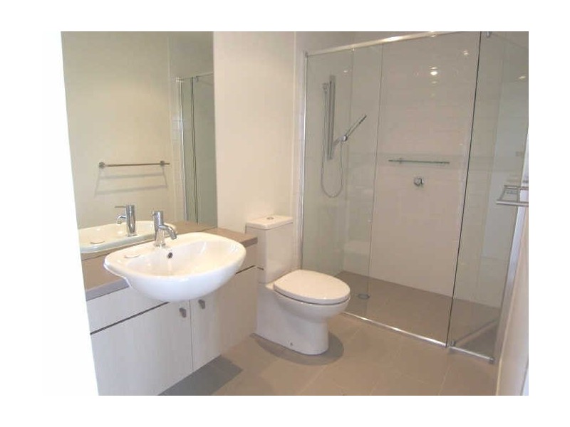 18/137 Scottsdale Drive, Robina QLD 4226