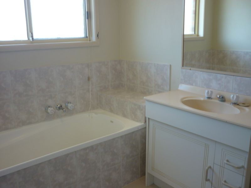 2 Crelga Court, Merrimac QLD 4226