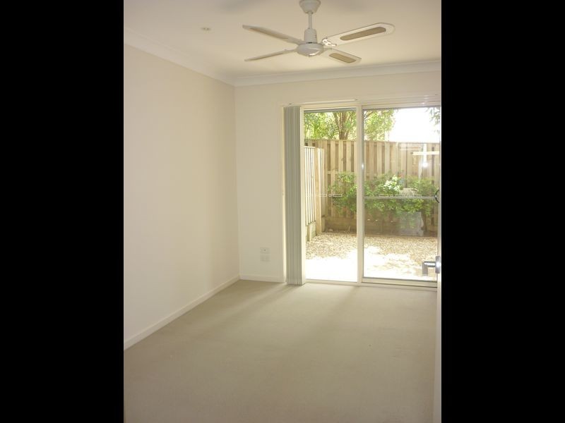 11/13 Mapleton Circuit, Varsity Lakes QLD 4227