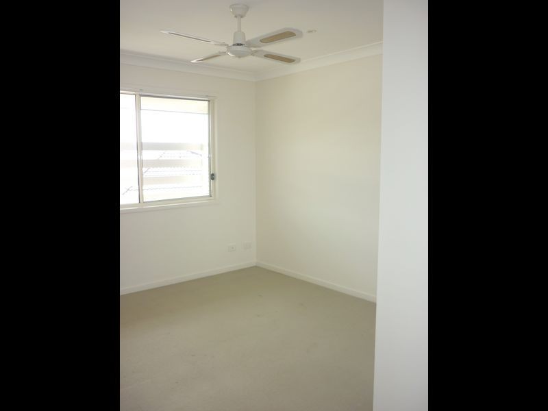 11/13 Mapleton Circuit, Varsity Lakes QLD 4227