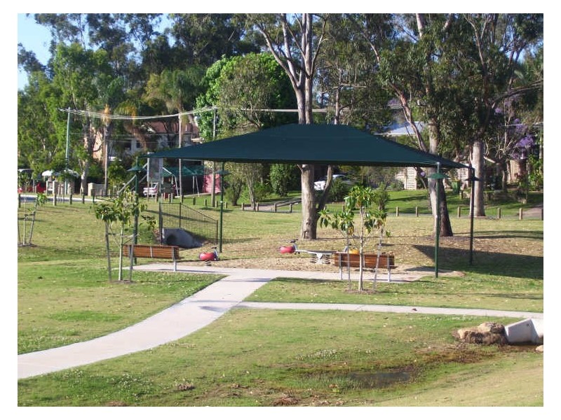 23 Marks Drive, Varsity Lakes QLD 4227