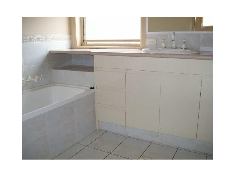 Varsity Lakes QLD 4227